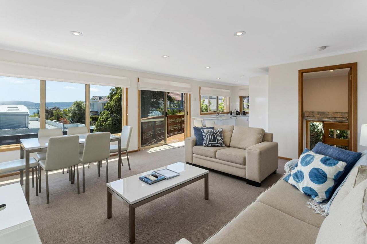 Reflections On The Bay Villa Hobart Exterior photo